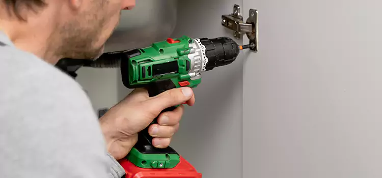 Commercial Door Hinge Repair Lakeside