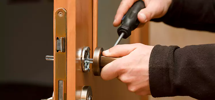 Semi Truck Locksmith Lakeside